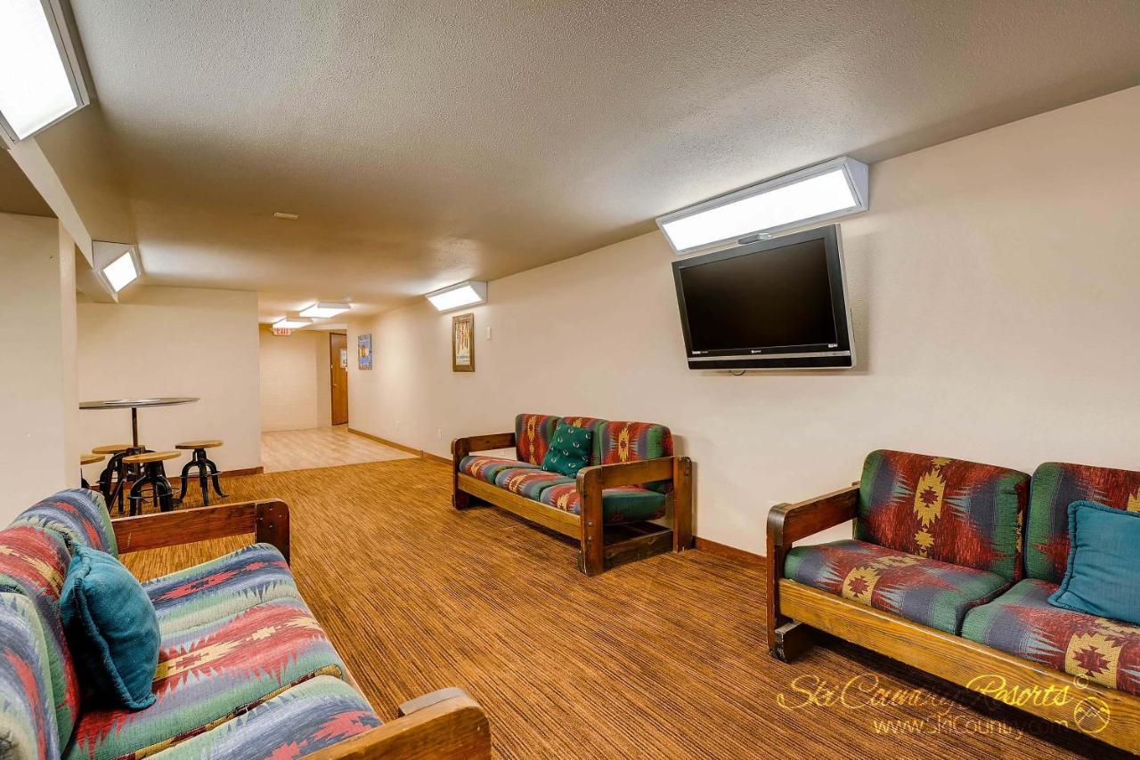 Appartement Petite Remodeled Corner Unit With Lots Of Light, Onsite Hot Tubs, Walk To Town Pm4A à Breckenridge Extérieur photo